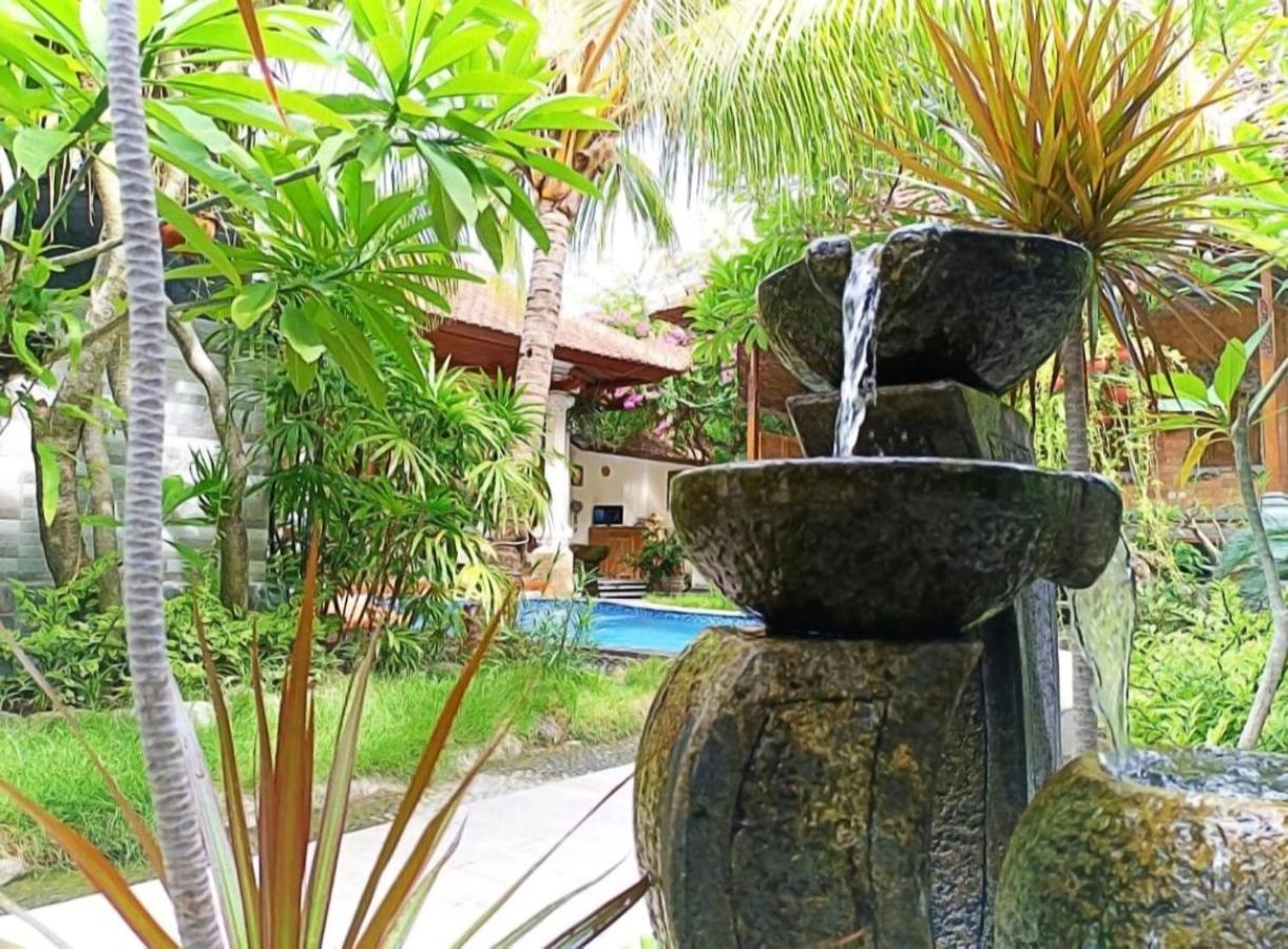 Green Palace Homestay Batununggul Exterior photo