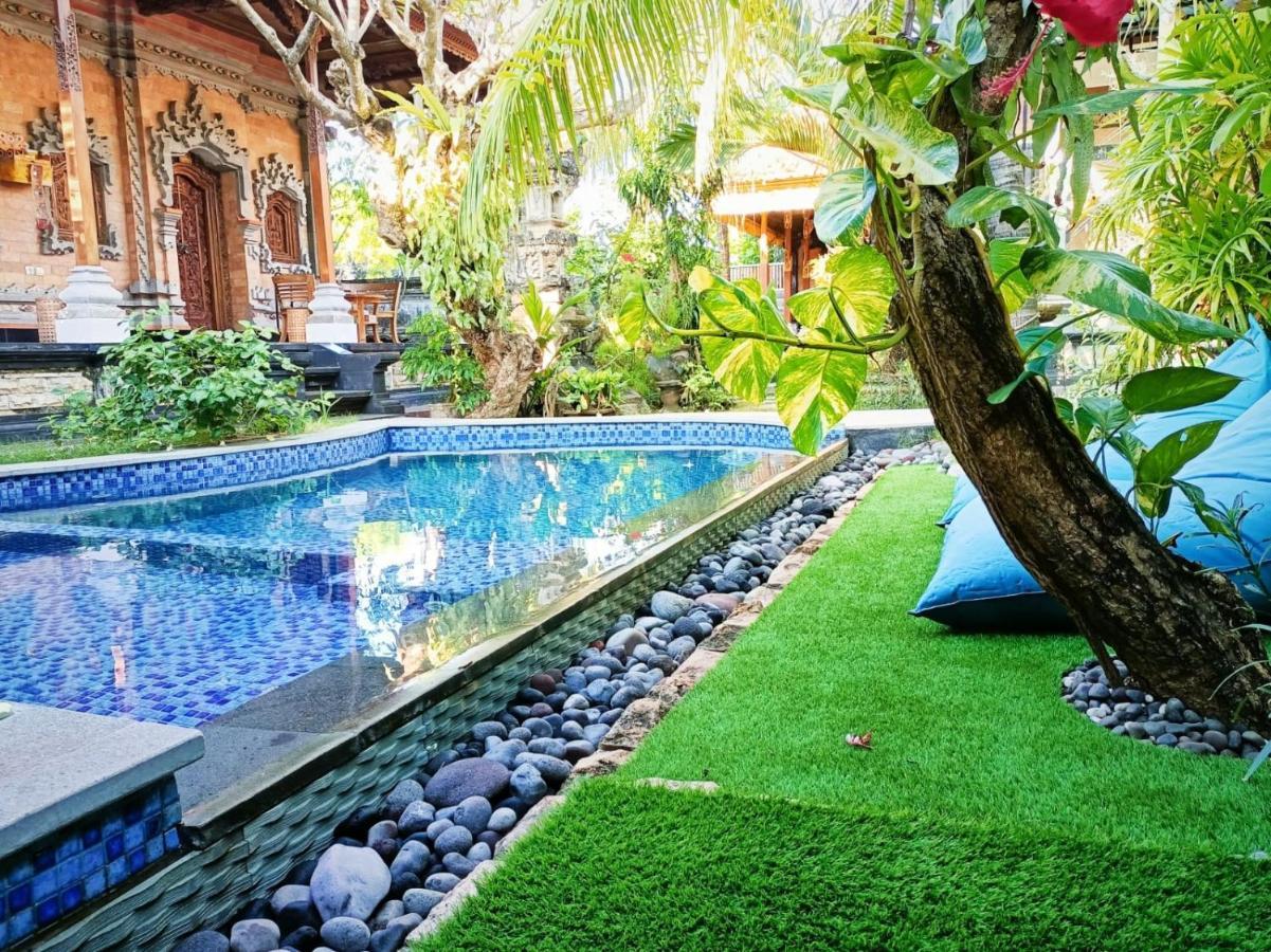 Green Palace Homestay Batununggul Exterior photo