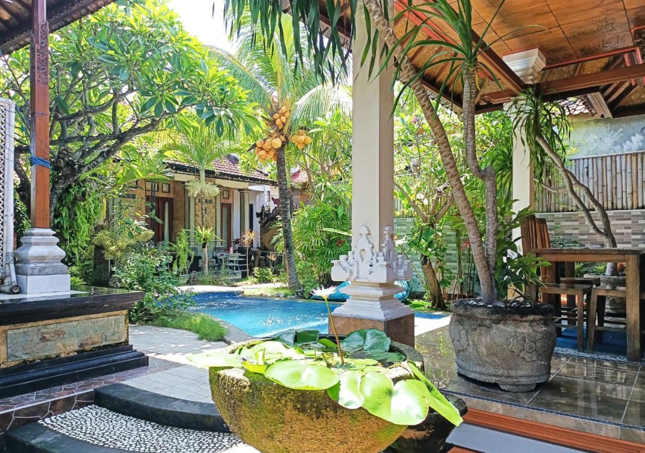 Green Palace Homestay Batununggul Exterior photo