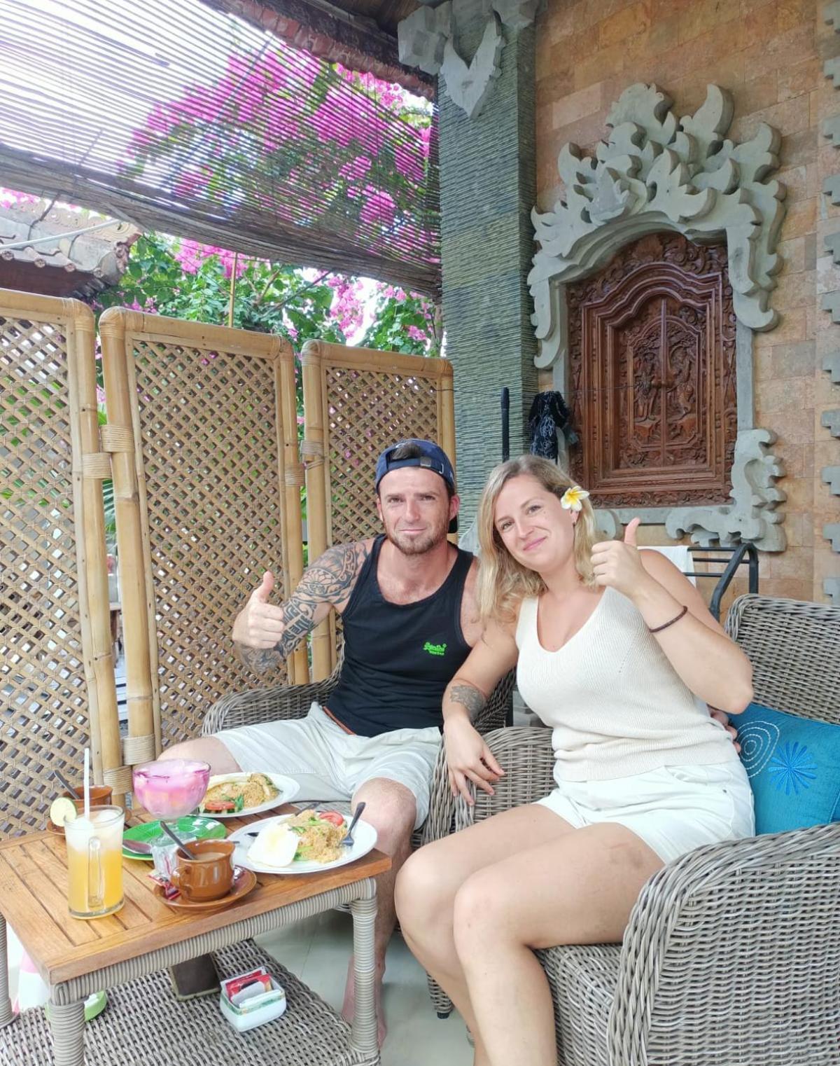 Green Palace Homestay Batununggul Exterior photo