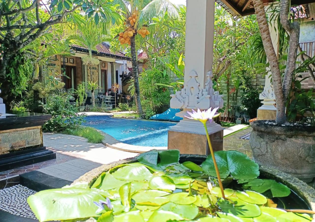 Green Palace Homestay Batununggul Exterior photo